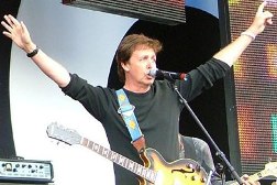Ex-Beatle negocia shows em São Paulo e Brasília paul mccartney